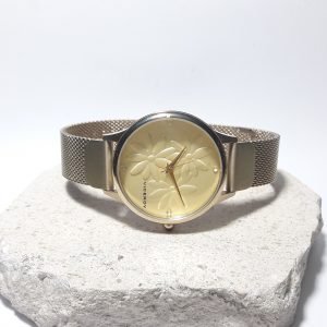 Reloj dorado flores