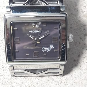 Reloj cuadrado