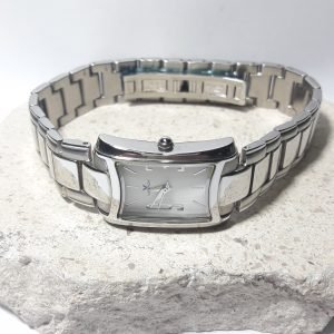 Reloj rectangular señora