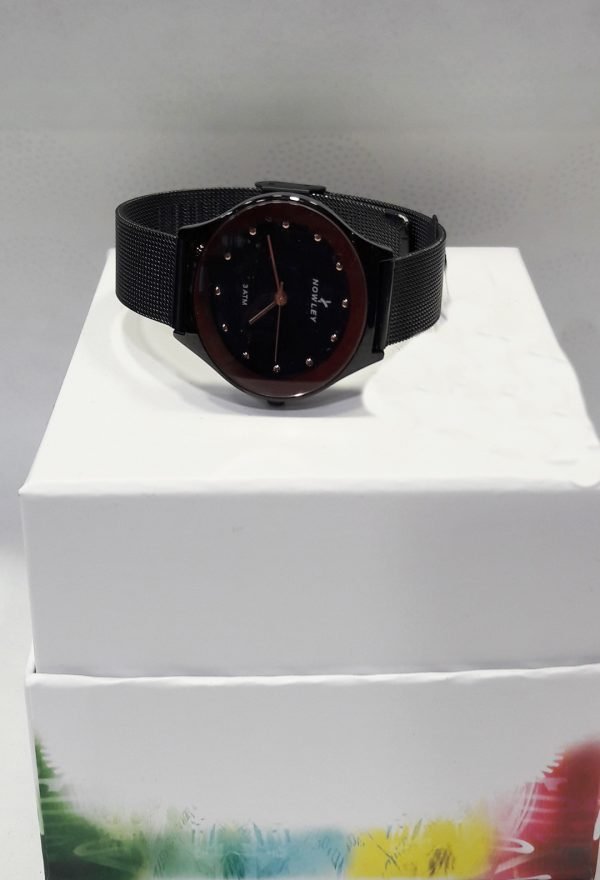 Reloj negro